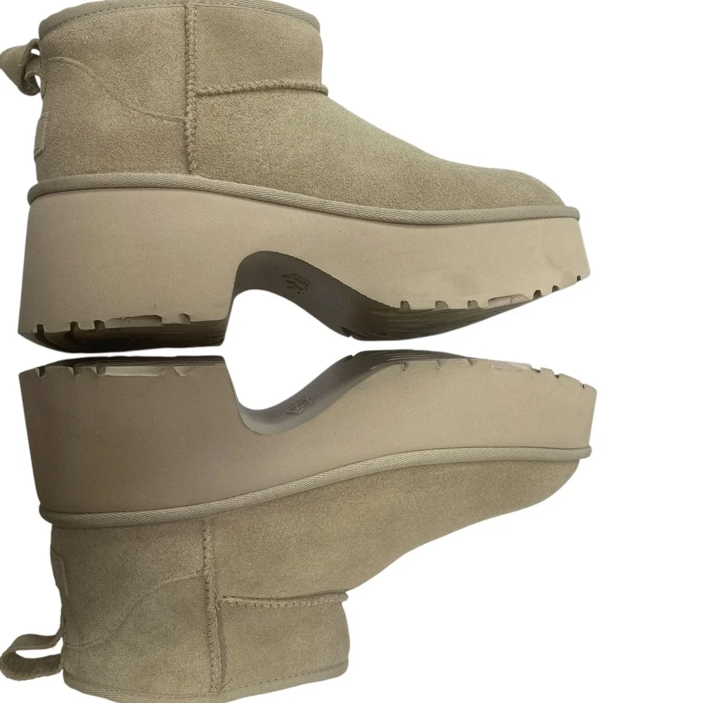 NWOB UGG‎ Women's Platform Boots 10 Tan Suede Shearling Ankle Rockabilly Grunge